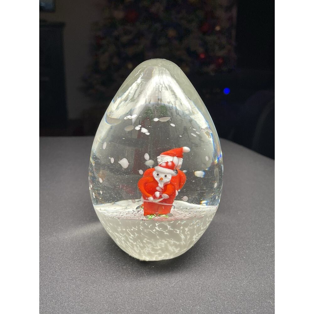 Vintage Hand Blown Crystal. Clear Santa Claus Egg Paperweight Christmas‎ 4" Tall